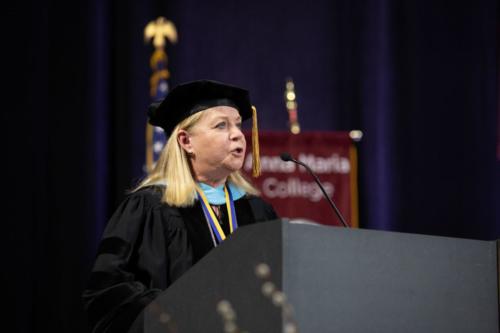 AMC Grad 0335