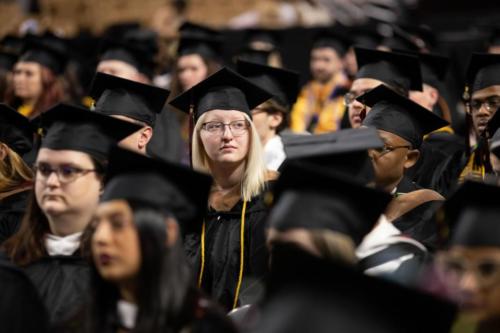 AMC Grad 0339