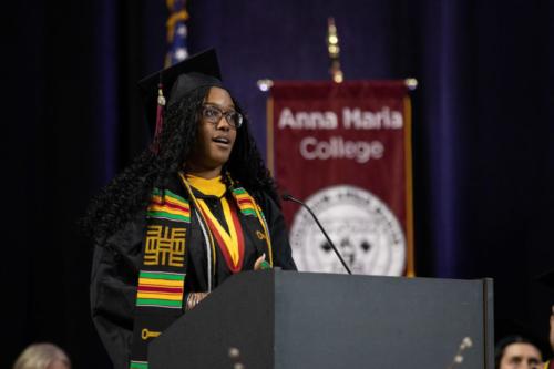 AMC Grad 0358