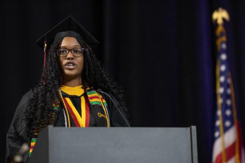 AMC Grad 0363