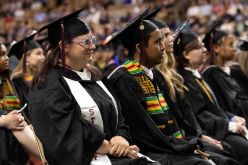 AMC Grad 0377