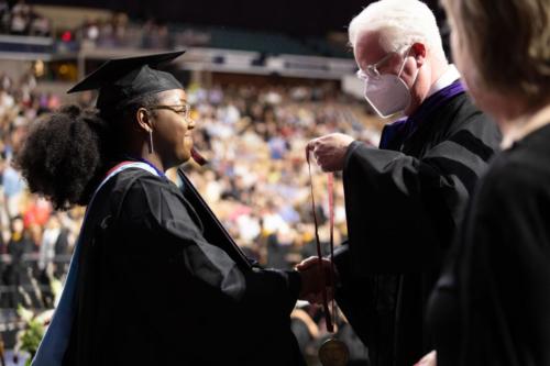 AMC Grad 0456