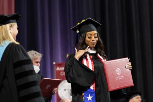 AMC Grad 0516