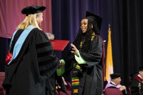 AMC Grad 0584