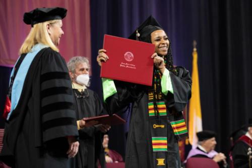 AMC Grad 0587
