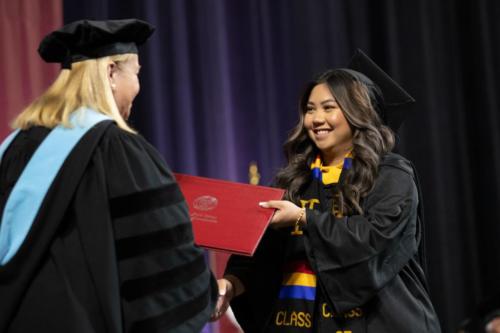 AMC Grad 0637
