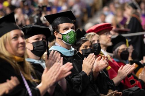 AMC Grad 0660
