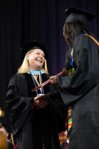 AMC Grad 0663