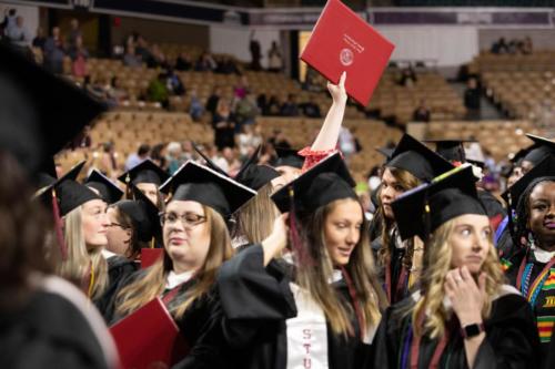 AMC Grad 0720