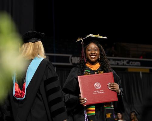 051523 AMC Commencement-2218