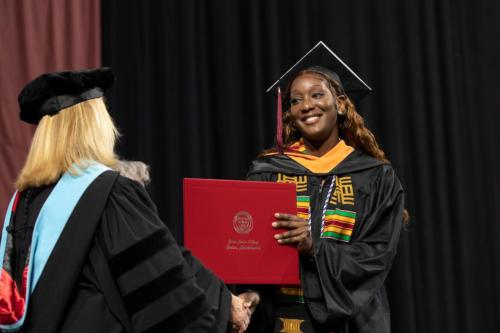 051523 AMC Commencement-2246
