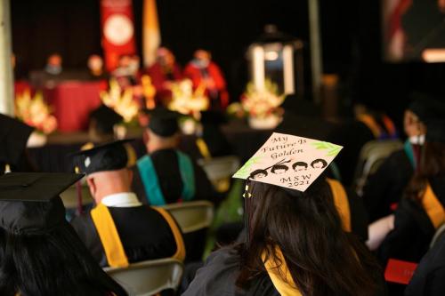 Commencement-Graduate-2021-011