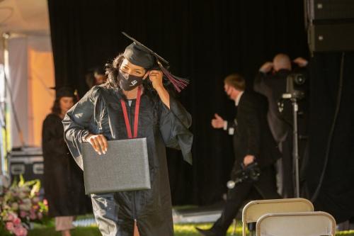 Commencement-Graduate-2021-031