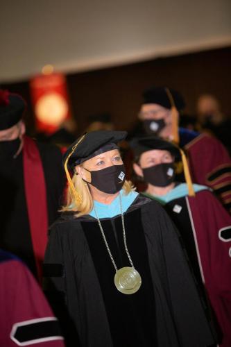 Commencement-Graduate-2021-039