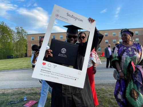 Commencement-Graduate-2021-100